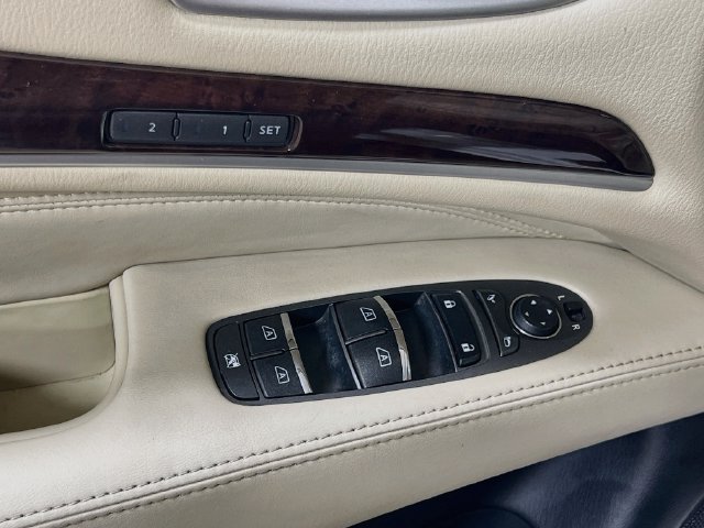 Used 2020 INFINITI QX60 Luxe w/ Sensory Package AWD/4WD image 18