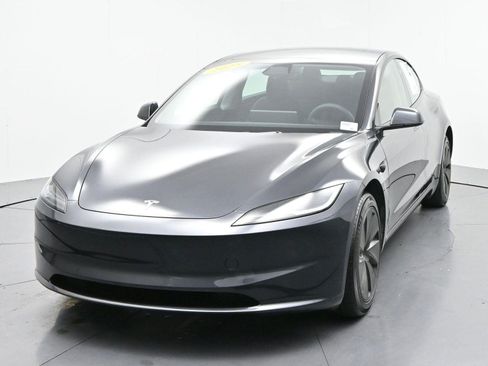 Used 2025 Tesla Model 3 Long Range RWD image 3