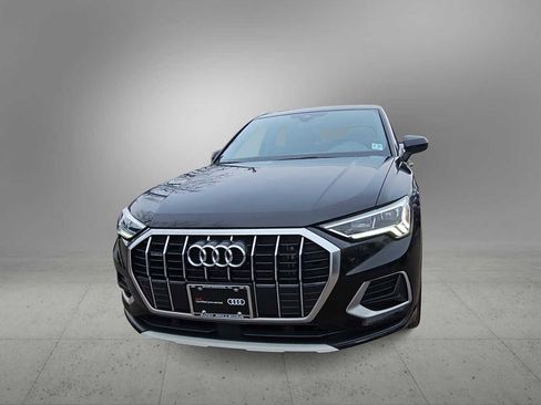 Certified 2022 Audi Q3 2.0T Premium Plus image 3