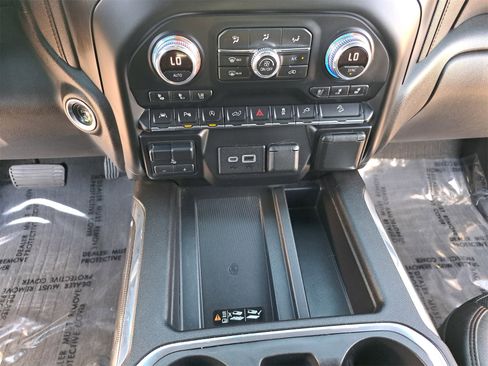 Used 2019 GMC Sierra 1500 AT4 w/ AT4 Premium Package image 21