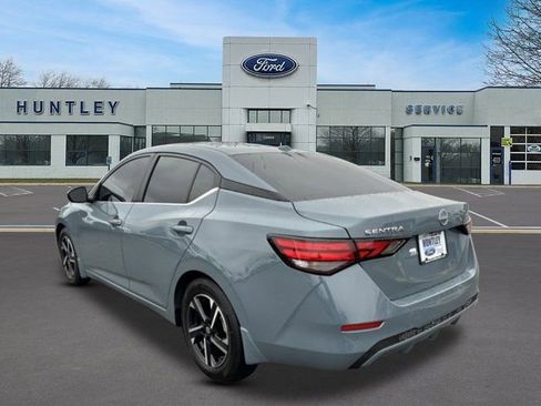 Used 2025 Nissan Sentra SV w/ Trunk Package image 6