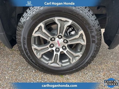 Used 2025 GMC Sierra 1500 SLT image 10