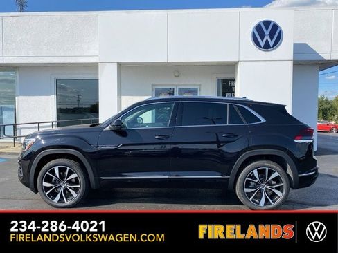 New 2026 Volkswagen Atlas Cross Sport SEL Premium R-Line image 12