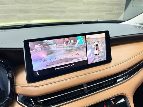 Used 2025 INFINITI QX60 Sensory w/ Vision Package AWD/4WD image 25
