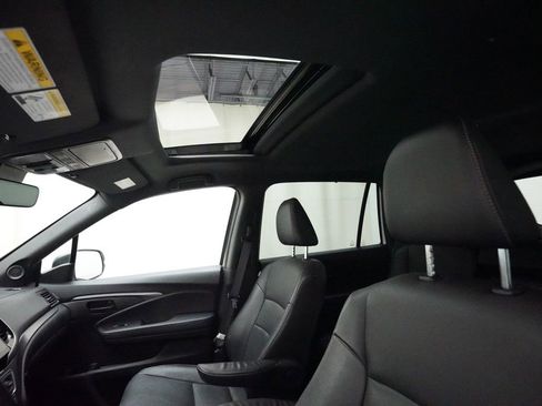 Certified 2023 Honda Passport EX-L image 32