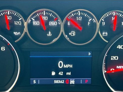 Used 2019 Chevrolet Silverado 1500 LT w/ All-Star Edition image 13