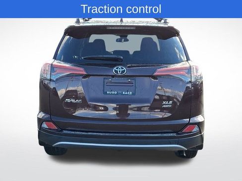 Used 2018 Toyota RAV4 XLE image 5