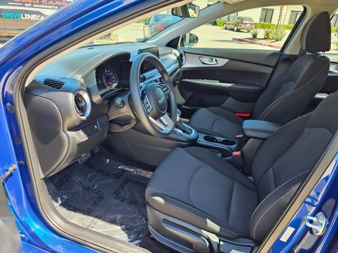 Used 2024 Kia Forte LXS image 18