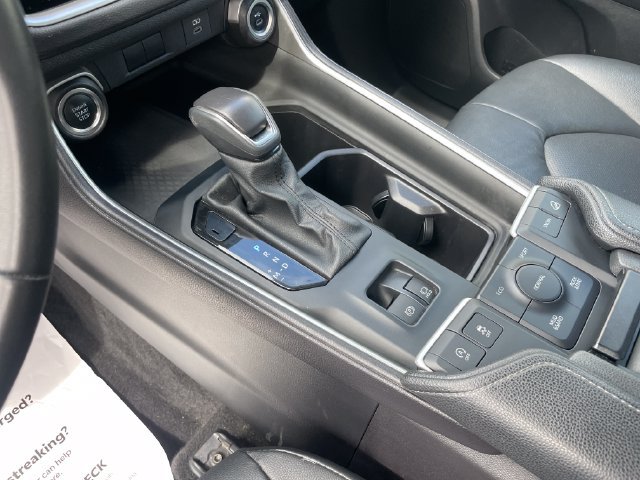 Used 2025 Toyota Grand Highlander AWD image 25