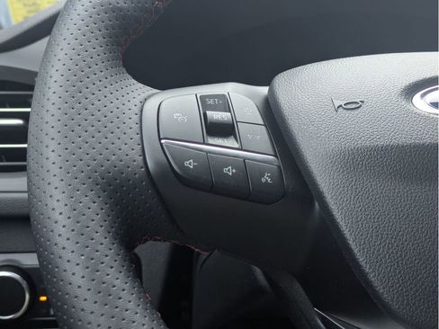 Used 2025 Ford Escape ST-Line w/ Tech Pack #1 FWD image 22