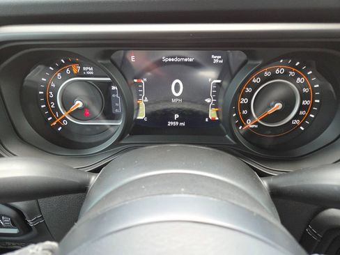 Used 2026 Jeep Gladiator Sport AWD/4WD image 33