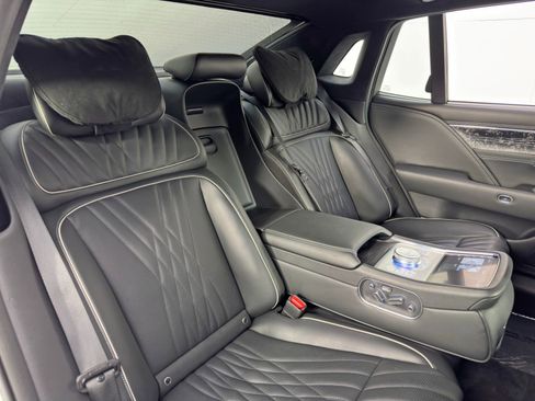 Used 2023 Genesis G90 3.5T image 56