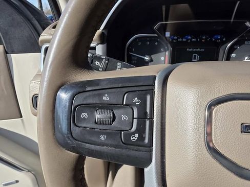 Used 2021 GMC Yukon Denali w/ Denali Ultimate Package image 18