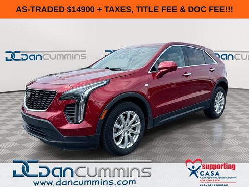 Used 2021 Cadillac XT4 Luxury w/ Cold Weather Package FWD image 1