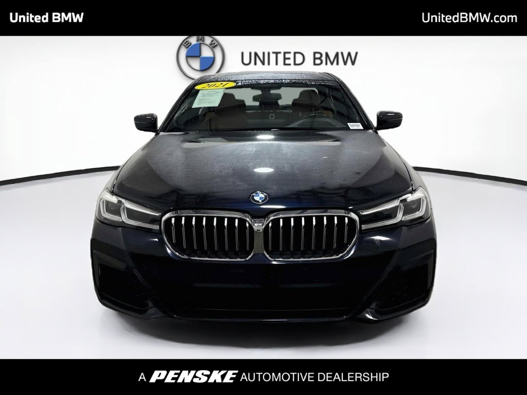 Used 2021 BMW 530i w/ M Sport Package RWD image 2