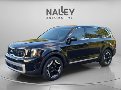 Used 2024 Kia Telluride EX w/ EX Captain's Chair Package