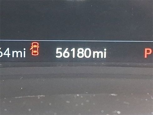 Used 2023 Buick Envision Essence w/ Sport Touring Package image 20