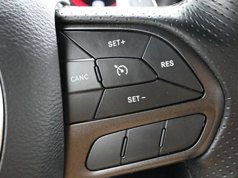 Used 2022 Dodge Challenger R/T Scat Pack RWD image 7