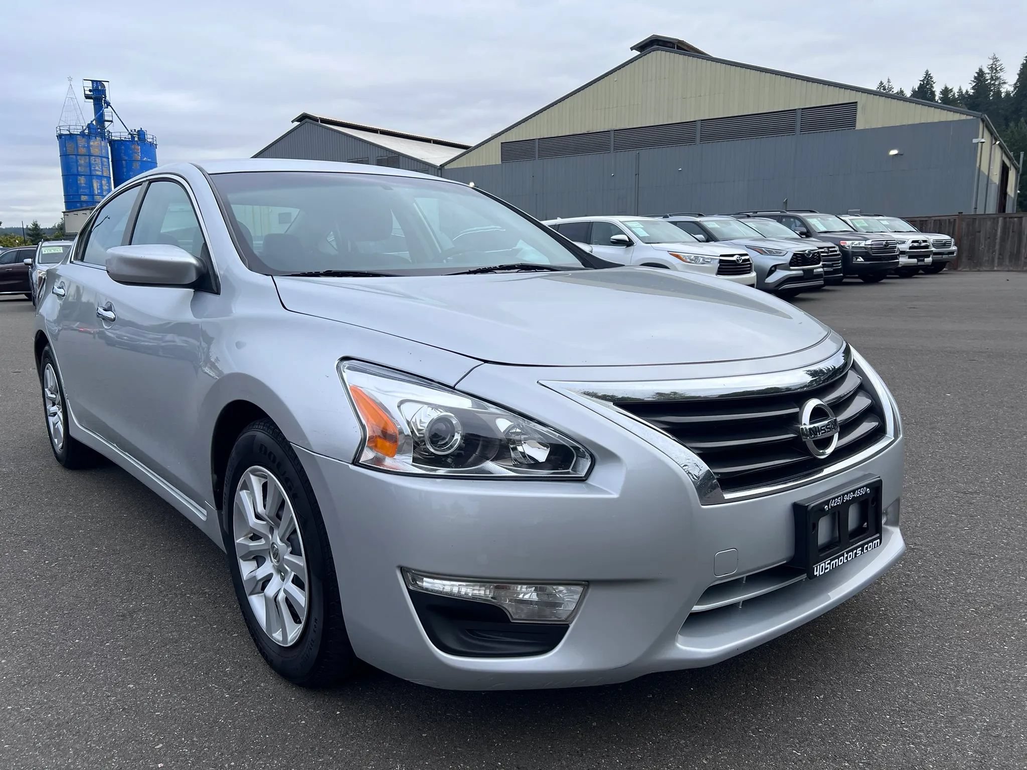 Used 2015 Nissan Altima 2.5 S w/ Power Driver Seat Package FWD image 1