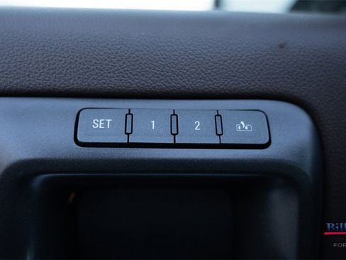 Used 2018 Chevrolet Silverado 1500 LTZ w/ Texas Edition image 17