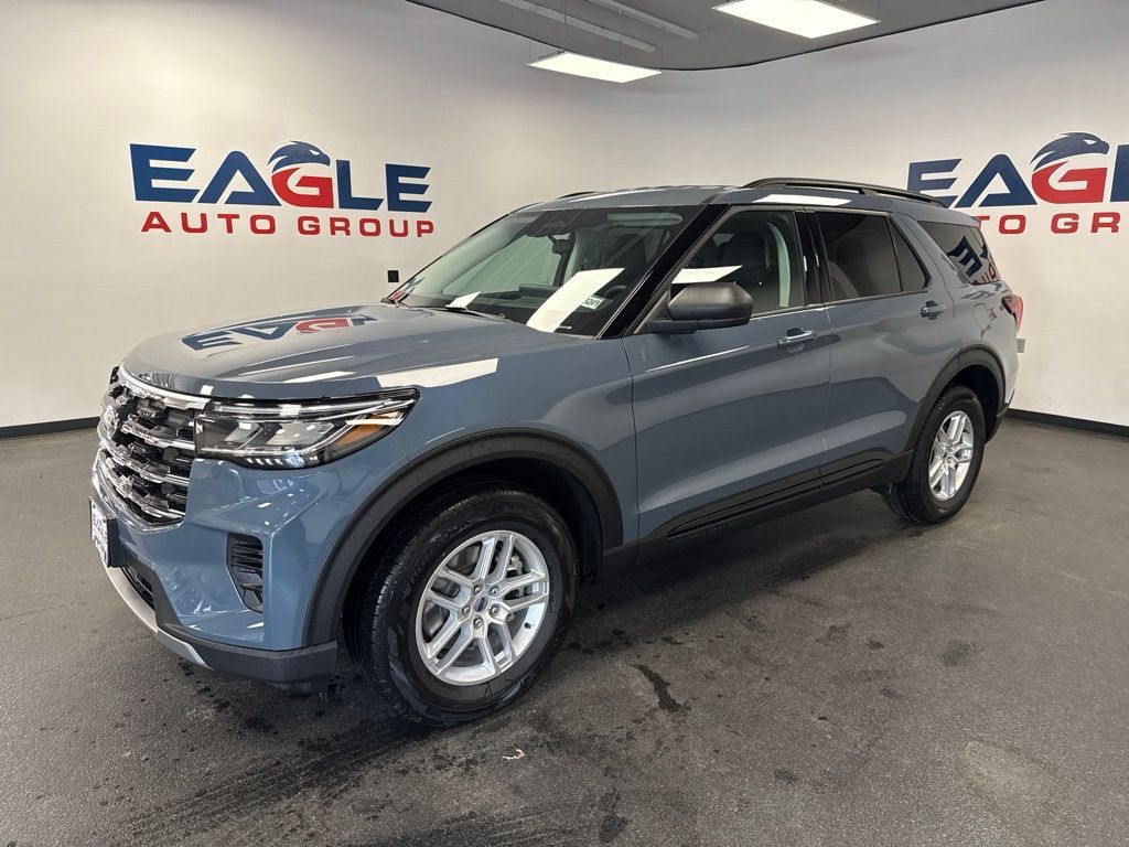 New 2026 Ford Explorer Active AWD/4WD image 6