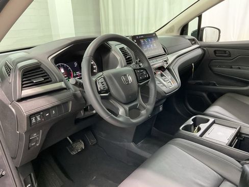 Certified 2026 Honda Odyssey EX-L image 19