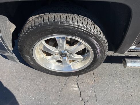 Used 2015 Chevrolet Silverado 1500 LT w/ LT Convenience Package image 6