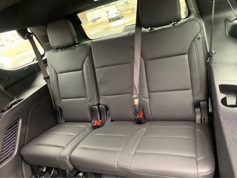 Used 2025 Chevrolet Tahoe Z71 image 25