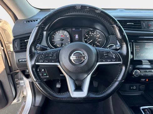 Used 2020 Nissan Rogue SV AWD/4WD image 28