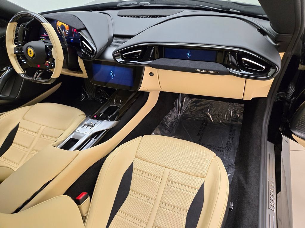 Used 2025 Ferrari 12Cilindri RWD image 21