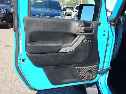 Used 2017 Jeep Wrangler Sahara w/ Quick Order Package 23E Chief image 9