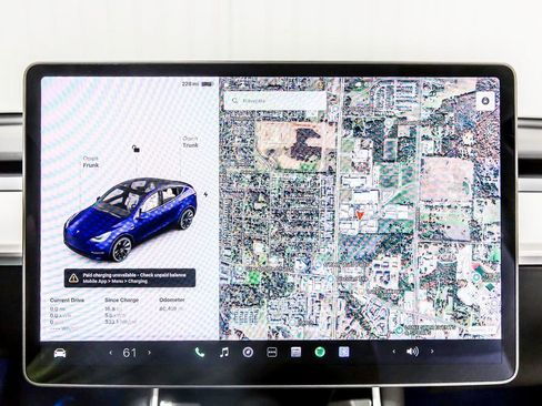 Used 2021 Tesla Model Y Long Range AWD/4WD image 16