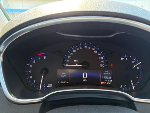 Used 2016 Cadillac SRX Luxury image 9