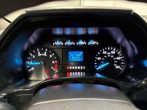Used 2021 Ford F250 XL w/ Power Equipment Group image 19