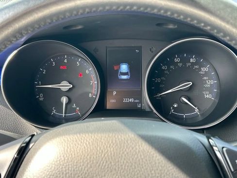 Used 2021 Toyota C-HR XLE FWD image 59