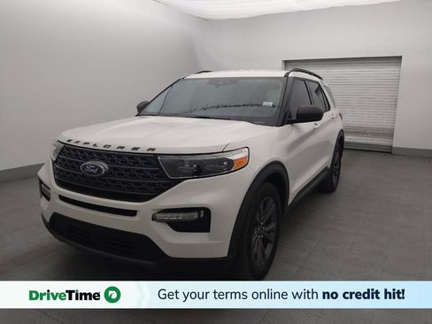 Used 2021 Ford Explorer XLT w/ Equipment Group 202A RWD image 1