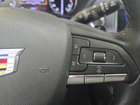 Used 2023 Cadillac XT4 Premium Luxury w/ Enhanced Visibility Package FWD image 15