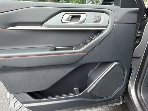 New 2026 Ford Explorer ST-Line image 19
