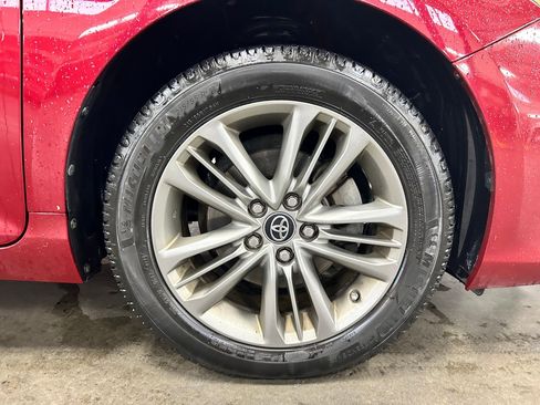 Used 2017 Toyota Camry SE FWD image 32
