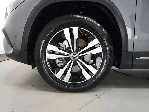 Certified 2026 Mercedes-Benz GLA 250 4MATIC image 31