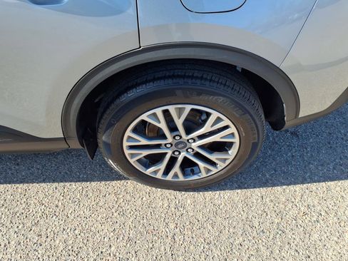 Used 2022 Ford Escape SEL image 23