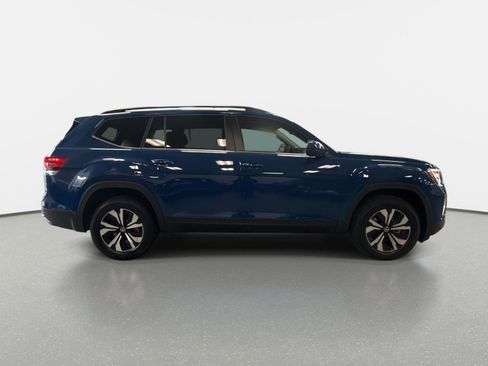 New 2026 Volkswagen Atlas SE image 4