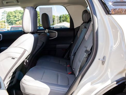 Used 2025 Ford Bronco Sport Badlands image 16