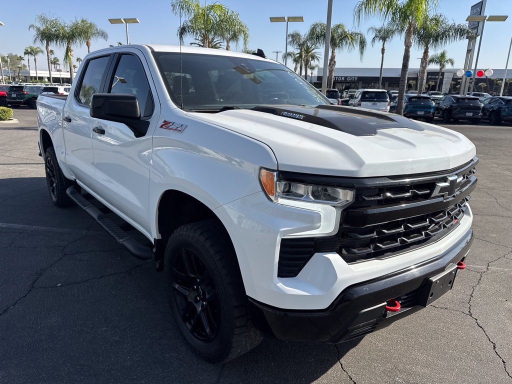 Used 2025 Chevrolet Silverado 1500 LT Trail Boss w/ Protection Package AWD/4WD image 5
