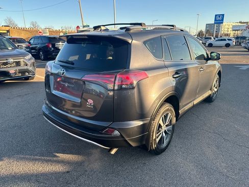Used 2017 Toyota RAV4 XLE image 8