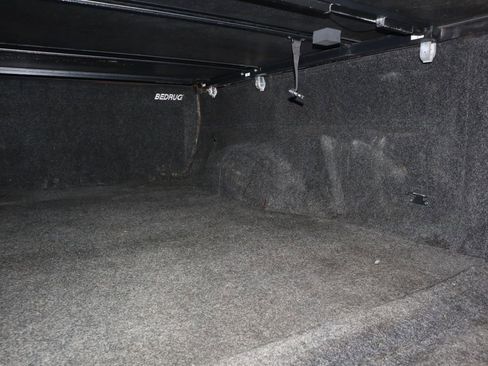 Used 2012 Ford F150 XLT w/ XLT Chrome Pkg image 15