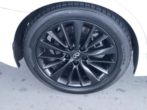 Used 2021 INFINITI Q50 Luxe w/ Seat & Sound Package RWD image 42