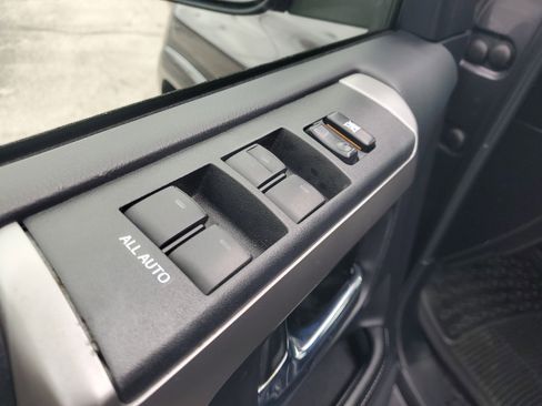 Used 2015 Toyota 4Runner 2WD image 11