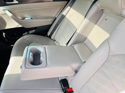 Used 2016 Hyundai Sonata Sport w/ Option Group 1V image 30