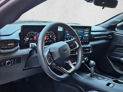 Certified 2024 Ford Mustang Coupe RWD image 9